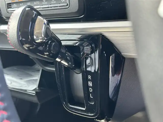 スズキ スペーシア カスタム HYBRID XS 熊本県 2019(令1)年 2.8万km フェニックスレッドパール/ブルーイッシュブラックパール 社外SDナビ/・AM/FM/CD/DVD/SD/フルセグTV/・全方位カメラ/スズキセーフティーサポート/・衝突被害軽減システム/・車線逸脱警報/・パーキングセンサー/横滑り防止装置/ステアリングリモコン/両側パワースライドドア/D席シートヒーター/ハーフレザーシート/LEDヘッドライト/オートライト/フォグランプ/アイドリングストップ/純正フロアマット/純正アルミホイール/純正ドアバイザー/プッシュスタート/スマートキー