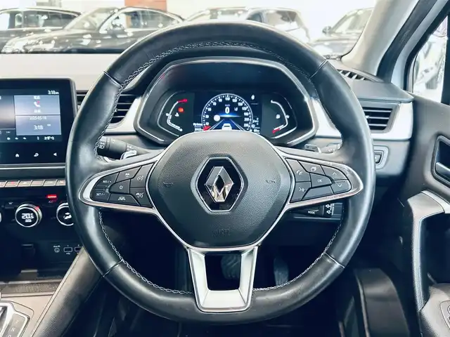ルノー ルノー キャプチャー インテンス テックパック 大阪府 2021(令3)年 2.2万km 白 黒革/Dパワーシート/シートヒーター/ACC/純正ディスプレイオーディオ/applecarplay/360度カメラ/純正18インチAW/ブラインドスポット/クリアランスソナー/パドルシフト/ステアリングヒーター