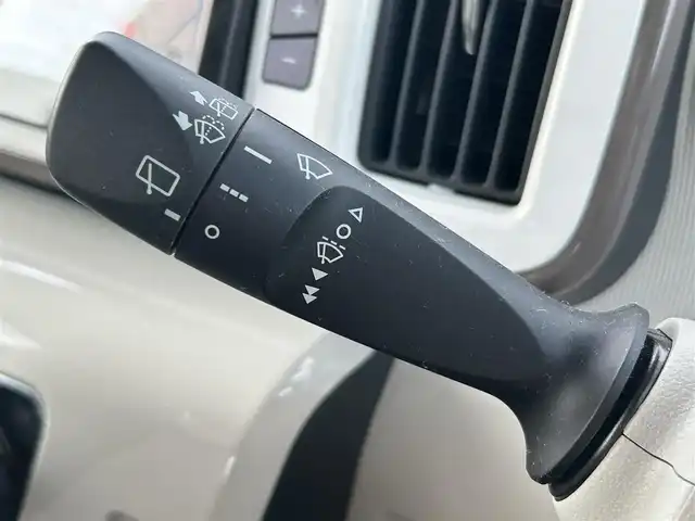 ダイハツ ムーヴ キャンバス G メイクアップ リミテッド　SAⅢ 愛媛県 2018(平30)年 6.3万km パールホワイトⅢ/スムースグレーマイカメタリック 2トーン コーナーセンサー/フォグランプ/LED/オートライト/オートマチックハイビーム/バックカメラ/前方ドラレコ/フルセグTV/USB/ベンチシート/両側パワースライドドア/純正フロアマット/プッシュスタート/パワーウィンドウ/パワステ/アイドリングストップ/スマートキー/ABS/横滑り防止装置