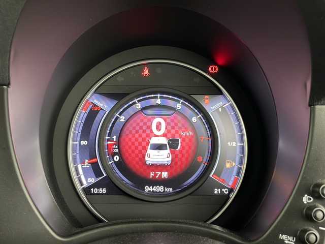アバルト ５９５ コンペティツィオーネ 道央・札幌 2017(平29)年 9.5万km Gligio Campovolo ・純正ディスプレイオーディオ&BT&USB&AUX/・コーナーセンサー　/・ステアリングスイッチ　/・純正フロアマット　/・ＥＴＣ　/・社外レーダー　/・ＨＩＤヘッドライト　/・リモコンキー　/・スペアキー