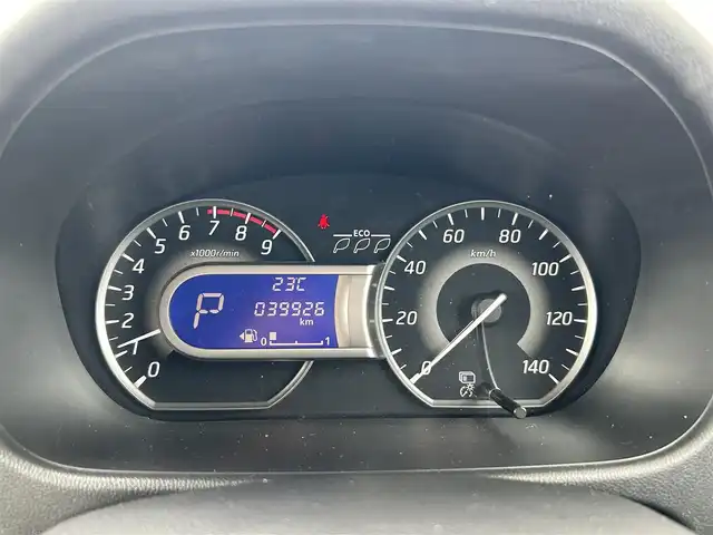 日産 デイズ ルークス ハイウェイスター Xターボ 鳥取県 2017(平29)年 4万km ホワイトパール ターボ車/純正ナビ/フルセグ/DVD/CD/BT/全方位カメラ/エマージェンシーブレーキ/LEDヘットライト/フォグライト/片側パワースライド/純正14インチアルミホイール/プッシュエンジンスタート/ウィンカーミラー/アイドリングストップ/ドアバイザー/保証書・取扱説明書