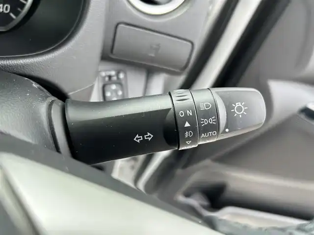日産 デイズ ルークス ハイウェイスター Xターボ 鳥取県 2017(平29)年 4万km ホワイトパール ターボ車/純正ナビ/フルセグ/DVD/CD/BT/全方位カメラ/エマージェンシーブレーキ/LEDヘットライト/フォグライト/片側パワースライド/純正14インチアルミホイール/プッシュエンジンスタート/ウィンカーミラー/アイドリングストップ/ドアバイザー/保証書・取扱説明書