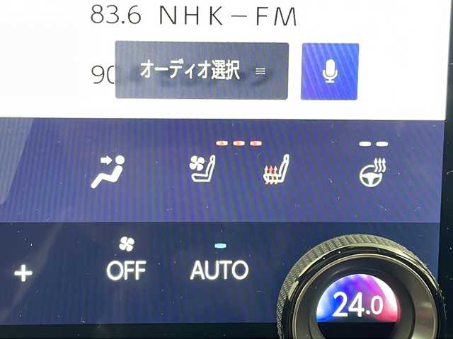 レクサス ＮＸ 350h Fスポーツ 岐阜県 2022(令4)年 3.3万km ホワイトノーヴァガラスフレーク 14インチ純正ディスプレイオーディオプラス/フルセグTV / Bluetooth / USB / Miracast / AM・FMラジオ/カラーヘッドアップディスプレイ/アラウンドビューモニター/ビルトインETC/前後ドライブレコーダー/Lexus Safety System + /プリクラッシュセーフティ（衝突回避支援）/レーントレーシングアシスト（車線維持支援）/ロードサインアシスト（標識読み取り表示）/ドライバー異常時対応システム/プロアクティブドライビングアシスト（予防運転支援）/レーダークルーズコントロール（追従機能付き）/アダプティブハイビームシステム／オートマチックハイビーム/発進遅れ告知機能/ブラインドスポットモニター/パーキングサポートブレーキ/クリアランスソナー/赤黒レザーシート/運転席＋助手席パワーシート/運転席ポジションメモリー機能付き/全席シートヒーター/運転席＋助手席エアシート/本革巻きステアリング/ステアリングヒーター/パドルシフト/純正20インチアルミホイール/ハンズフリーパワーバックドア/スマートキー/電動パーキングブレーキ＋オートホールド機能/純正ドアバイザー・フロアマット付き/スペアキー・カードキーあり