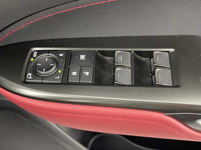 レクサス ＮＸ 350h Fスポーツ 岐阜県 2022(令4)年 3.3万km ホワイトノーヴァガラスフレーク 14インチ純正ディスプレイオーディオプラス/フルセグTV / Bluetooth / USB / Miracast / AM・FMラジオ/カラーヘッドアップディスプレイ/アラウンドビューモニター/ビルトインETC/前後ドライブレコーダー/Lexus Safety System + /プリクラッシュセーフティ（衝突回避支援）/レーントレーシングアシスト（車線維持支援）/ロードサインアシスト（標識読み取り表示）/ドライバー異常時対応システム/プロアクティブドライビングアシスト（予防運転支援）/レーダークルーズコントロール（追従機能付き）/アダプティブハイビームシステム／オートマチックハイビーム/発進遅れ告知機能/ブラインドスポットモニター/パーキングサポートブレーキ/クリアランスソナー/赤黒レザーシート/運転席＋助手席パワーシート/運転席ポジションメモリー機能付き/全席シートヒーター/運転席＋助手席エアシート/本革巻きステアリング/ステアリングヒーター/パドルシフト/純正20インチアルミホイール/ハンズフリーパワーバックドア/スマートキー/電動パーキングブレーキ＋オートホールド機能/純正ドアバイザー・フロアマット付き/スペアキー・カードキーあり
