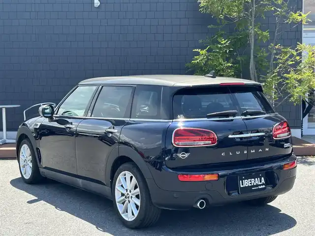 ＭＩＮＩ ＢＭＷ ミニ クラブマン クーパーD 滋賀県 2022(令4)年 1.5万km MINI Yoursエニグマティックブラック インテリジェントセーフティ/デジタルメーター/ハーフレザーシート/・前席シートヒーター/オートクルーズコントロール/インテリジェントセーフティ/ペッパーパッケージ/パークディスタンスコントロール/コンフォートアクセス/バックカメラ/ETC/アンビエントライト/保証書/スペアキー