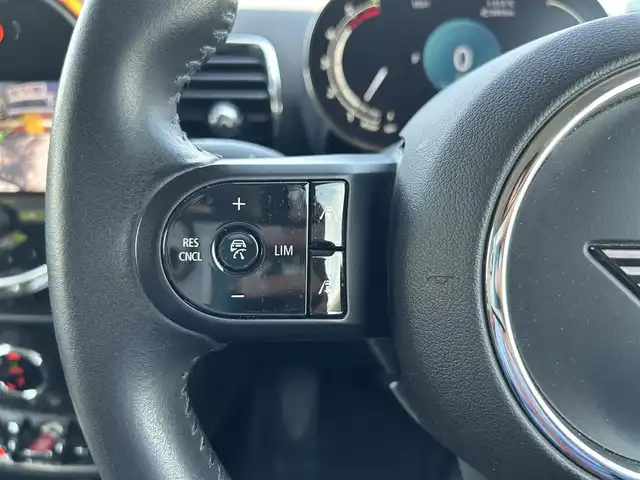 ＭＩＮＩ ＢＭＷ ミニ クラブマン クーパーD 滋賀県 2022(令4)年 1.5万km MINI Yoursエニグマティックブラック インテリジェントセーフティ/デジタルメーター/ハーフレザーシート/・前席シートヒーター/オートクルーズコントロール/インテリジェントセーフティ/ペッパーパッケージ/パークディスタンスコントロール/コンフォートアクセス/バックカメラ/ETC/アンビエントライト/保証書/スペアキー