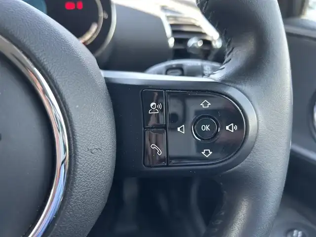ＭＩＮＩ ＢＭＷ ミニ クラブマン クーパーD 滋賀県 2022(令4)年 1.5万km MINI Yoursエニグマティックブラック インテリジェントセーフティ/デジタルメーター/ハーフレザーシート/・前席シートヒーター/オートクルーズコントロール/インテリジェントセーフティ/ペッパーパッケージ/パークディスタンスコントロール/コンフォートアクセス/バックカメラ/ETC/アンビエントライト/保証書/スペアキー