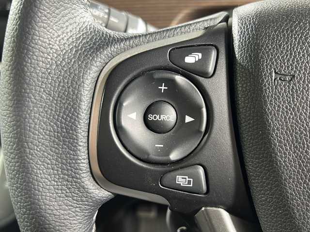 ホンダ フリード クロスター ホンダセンシング 福岡県 2020(令2)年 3.2万km クリスタルブラックパール ・社外ナビ/・フルセグTV/・Bカメラ/・革巻きステアリング/・スマートキー/・プッシュスタート/・ACC/・ステアリングスイッチ/・ドアバイザー/・フロアマット/・オートライト/・ETC/・両側パワースライドドア/・ハーフレザー/・15インチ純正ホイール