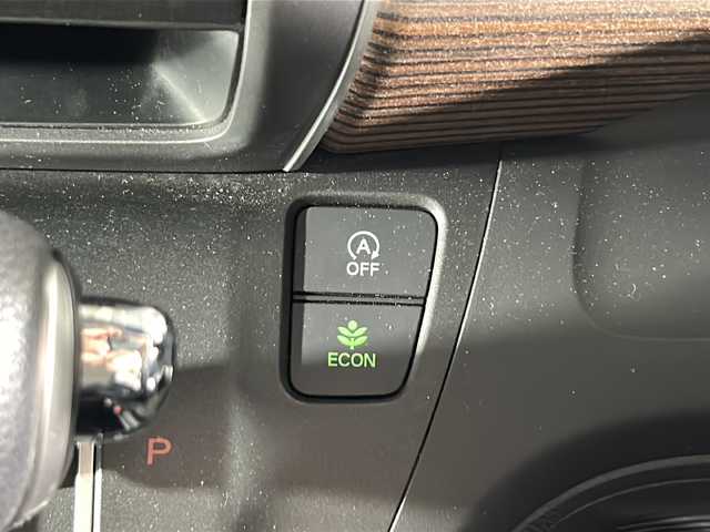 ホンダ フリード クロスター ホンダセンシング 福岡県 2020(令2)年 3.2万km クリスタルブラックパール ・社外ナビ/・フルセグTV/・Bカメラ/・革巻きステアリング/・スマートキー/・プッシュスタート/・ACC/・ステアリングスイッチ/・ドアバイザー/・フロアマット/・オートライト/・ETC/・両側パワースライドドア/・ハーフレザー/・15インチ純正ホイール