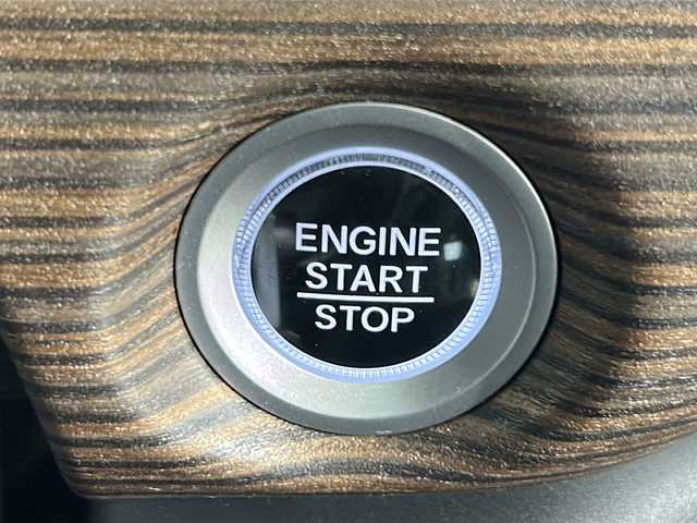 ホンダ フリード クロスター ホンダセンシング 福岡県 2020(令2)年 3.2万km クリスタルブラックパール ・社外ナビ/・フルセグTV/・Bカメラ/・革巻きステアリング/・スマートキー/・プッシュスタート/・ACC/・ステアリングスイッチ/・ドアバイザー/・フロアマット/・オートライト/・ETC/・両側パワースライドドア/・ハーフレザー/・15インチ純正ホイール