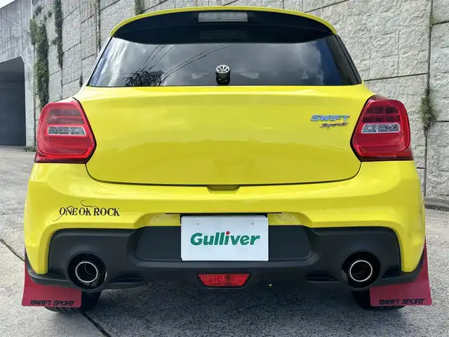 スズキ スイフト スポーツ セーフティPKG 長崎県 2018(平30)年 6.4万km チャンピオンイエロー 社外メモリナビ/(CD/DVD/フルセグ)/衝突軽減ブレーキ/レーンアシスト/レーダークルーズ/シートヒーター/ETC/ENKEI17インチAW/HKSマフラーカッター/社外ツイーター/ドライブレコーダー/マッドガード