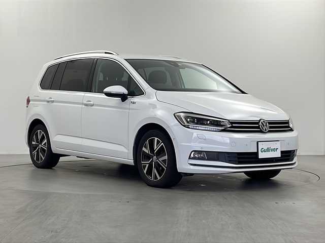 フォルクスワーゲン ゴルフ トゥーラン TDI ハイライン 栃木県 2020(令2)年 8.5万km ピュアホワイト 純正ナビ/(CD/DVD/SD/BT/フルセグ)/アダプティブクルーズコントロール/レーンキープアシスト/プリクラッシュブレーキ/リヤトラフィックアラート/バックカメラ/ETC2.0/ドライブレコーダー/パドルシフト/シートヒーター/ルーフレール/LEDヘッドランプ/オートライト/純正17インチアルミホイール/純正フロアマット