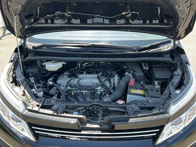 トヨタ ヴォクシー ZS 煌 福島県 2016(平28)年 3.1万km ブラック 4WD 純正9型ナビ バックカメラ 両側パワースライドドア 衝突軽減ブレーキ レーンキープ HIDヘッドライトオートハイビーム オートライト フォグランプ ETC 純正ドアバイザー 純正フロアマット