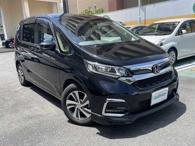 ホンダ フリード G ホンダセンシング 静岡県 2020(令2)年 4.1万km クリスタルブラックパール ワンオーナー/純正ナビ/フルセグTV/DVD/CD/BT/SD/MSV/バックカメラ/両側パワースライドドア/ハーフレザーシート/衝突軽減ブレーキ/レーンキープアシスト/レーダークルーズコントロール/純正前方ドライブレコーダー/ビルトインETC/LEDヘッドライト/LEDフォグ/ステアリングスイッチ/純正15インチAW/スマートキー×2/保証書/取扱説明書/ナビ取扱説明書