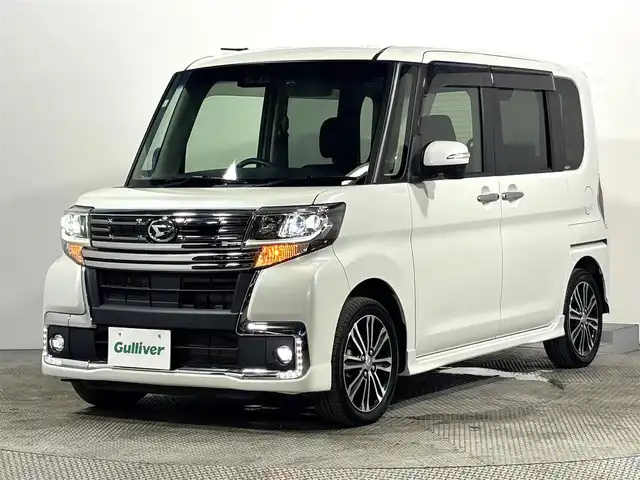 ダイハツ タント カスタム RS トップED SA Ⅲ 大阪府 2017(平29)年 3.8万km パールホワイトⅢ 純正８ｉｎｃナビ（フルセグ／ＤＶＤ再生／Ｂｌｕｅｔｏｏｔｈ）　バックカメラ　ＥＴＣ　両側パワースライドドア　ハーフレザー　シートヒーター　衝突軽減　アイドリングストップ　オートハイビーム　スマートキー