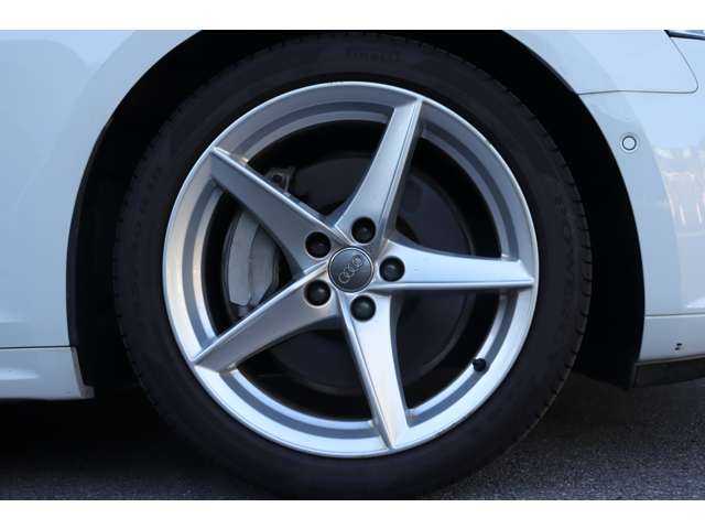 アウディ Ａ５ SB2．0TFSI Q スポーツ 大分県 2018(平30)年 6.7万km 白 当店買取車/スペアキー1本/アダクティブクルーズコントロール/純正ナビ/Bluetooth/360°/フルレザーシート（黒）/パワーシート（D席/N席）/シートヒーター（D席/N席）/純正ドライブレコーダー（前方）/AUX/ETC/純正フロアマット/純正18インチアルミホイール