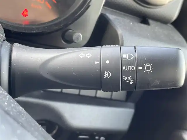 スズキ ジムニー XC 新潟県 2023(令5)年 1.6万km ジャングルグリーン ワンオーナー/衝突軽減/純正オーディオ/(AM/FM/CD/BT/AUX/USB)/ETC/クルーズコントロール/アイドリングストップ/シートヒーター/革巻きステアリング/ステアリングスイッチ/AUTOライト/LEDヘッドライト/フォグランプ/電格ミラー/ミラーヒーター/スペアタイヤカバー(OP)/マレーグマエンブレム(OP)/マッドフラップ(OP)/横滑り防止/プッシュスタート/スマートキー/純正16インチアルミホイール/(サマータイヤ付き)