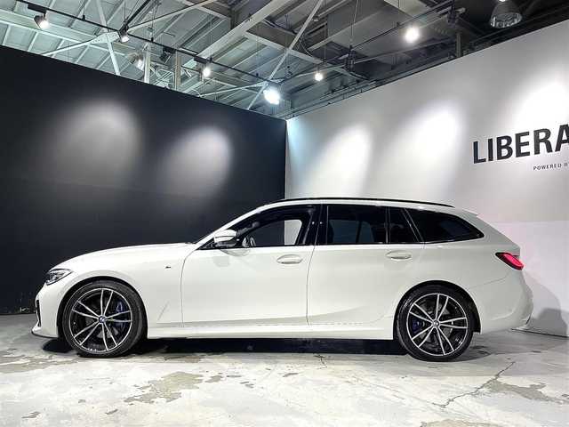ＢＭＷ ３２０ｄ xDrive ツーリング Mスポーツ 道央・札幌 2019(令1)年 2.9万km アルピンホワイトⅢ サウンドpkg/・harman/Kardonサラウンド・サウンド・システム/・アコースティックガラス/・地上デジタルTVチューナー/ファスト・トラックpkg/・１９インチMライト・アロイ・ホイール・ダブルスポーク/スタイリング７９１M　バイ・カラー/・Mスポーツ・ブレーキ/・アダプティブMサスペンション/ドライビング・アシスト・プロファッショナル/・ACC/・ステアリング＆レーン・コントロール・アシスト/・レーン・ディパーチャー・ウォーニング/・レーン・チェンジ・ウォーニング/・アクティブ・サイド・コリジョン・プロテクション/・前車接近警告機能/・衝突回避・被害軽減ブレーキ/・後車衝突警告機能/・クロス・トラフィック・ウォーニング/・高速道路渋滞時ハンズ・オフ・アシスト/・エマージェンシー・ストップ・アシスト/・トラフィック・サイン・アシスト/ハーフレザーシート/パワーシート（D/N）/シートヒーター（D/N）/メモリー付パワーシート（D）/LEDヘッドライト/オートライト/パワーテールゲート/リアビューカメラ/ETC/・保証書、取扱説明書（有）/・スペアキー×１/・スタッドレスタイヤ有