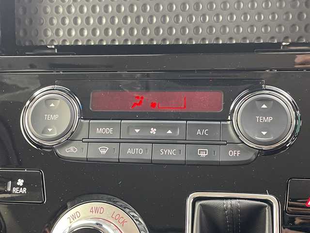 三菱 デリカＤ：５ シャモニー 愛知県 2025(令7)年 0.1千km 白Ⅱ 登録済未使用車/4WD/ディーゼル/ターボ/e-Assist/・衝突軽減ブレーキシステム/・車線逸脱警報システム/・レーダークルーズコントロール/・オートマチックハイビーム/・BSM/マルチアラウンドモニター/革巻きステアリング/パドルシフト/ステアリングヒーター/ハーフレザーシート/パワーシート/シートヒーター/キャプテンシート/両側パワースライドドア/パワーバックドア/純正LEDヘッドライト/フォグランプ/純正18インチアルミホイール/取扱説明書/保証書/スペアキー