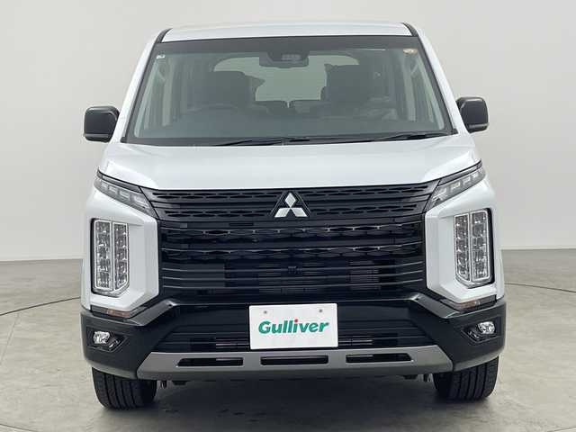 三菱 デリカＤ：５ シャモニー 愛知県 2025(令7)年 0.1千km 白Ⅱ 登録済未使用車/4WD/ディーゼル/ターボ/e-Assist/・衝突軽減ブレーキシステム/・車線逸脱警報システム/・レーダークルーズコントロール/・オートマチックハイビーム/・BSM/マルチアラウンドモニター/革巻きステアリング/パドルシフト/ステアリングヒーター/ハーフレザーシート/パワーシート/シートヒーター/キャプテンシート/両側パワースライドドア/パワーバックドア/純正LEDヘッドライト/フォグランプ/純正18インチアルミホイール/取扱説明書/保証書/スペアキー