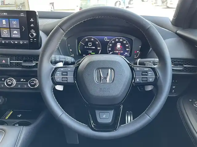 ホンダ ＺＲ－Ｖ ハイブリッド e:HEV Z ブラックスタイル 東京都 2024(令6)年 0.2万km クリスタルブラックパール マルチビューカメラシステム　後退出庫サポート　ＨｏｎｄａＣＯＮＮＥＣナビ　ＴＶ　Ｂｌｕｅｔｏｏｔｈ　Ａｐｐｌｅ　Ａｎｄｒｏｉｄ　ＣａｒＰｌａｙ　ホンダセンシング　ＣＭＢＳ　ＬＫＡＳ　ＢＳＭ