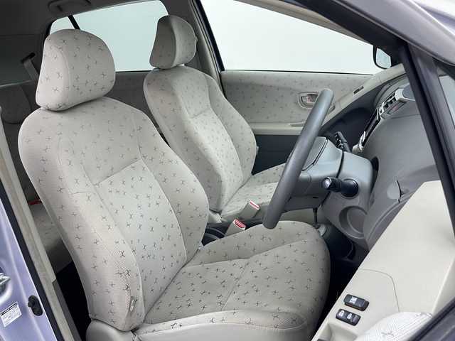 トヨタ ヴィッツ U 道央・札幌 2008(平20)年 6.6万km ライトパープルマイカ ・4WD/・社外ナビ&TV&CD/・D席シートヒーター/・ETC/・横滑り防止装置/・プッシュスタート/・純正フロアマット/・スマートキー/・社外AW夏タイヤ積込