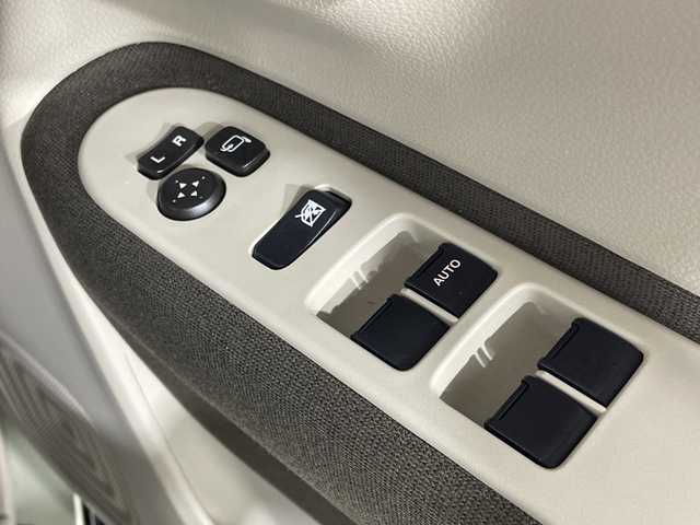 スズキ ラパン ＬＣ X 福岡県 2022(令4)年 2.4万km トラッドカーキメタリック/ソフトベージュ 2トーン 純正メモリーナビゲーション/CD DVD BT/フルセグテレビ/TVキッド/全方位モニター/LEDヘッドライト/シートヒーター/ベンチシート/ハーフレザーシート/スマートキー/プッシュスタートエンジン/ETC/純正フロアマット