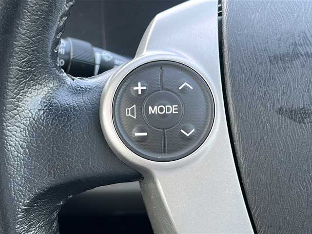 トヨタ アクア G 千葉県 2012(平24)年 12.5万km シルバーM ワンオーナー/純正SDナビ（NSZT-W62G）/Bluetooth接続/CD/DVD再生/フルセグテレビ/ステアリングスイッチ/バックカメラ/プッシュスタート/ETC/スマートキー/スペアキー（１本）/純正フロアマット/ドアバイザー/取扱説明書/保証書/R５年記録簿