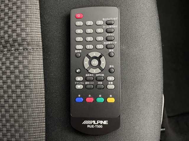 ＢＭＷ Ｘ１ xDrive 18d xライン 新潟県 2019(令1)年 6.7万km グレー 純正メモリナビ　/バックカメラ　/ターボ　/追従クルーズコントロール/レーンキープアシスト　/前後コーナーセンサー　/LEDオートライト　/４WD　/パーキングアシスト　/ダウンヒルアシストコントロール　/純正１８インチアルミホイール/MTモード付AT/スマートキー　