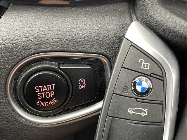 ＢＭＷ Ｘ１ xDrive 18d xライン 新潟県 2019(令1)年 6.7万km グレー 純正メモリナビ　/バックカメラ　/ターボ　/追従クルーズコントロール/レーンキープアシスト　/前後コーナーセンサー　/LEDオートライト　/４WD　/パーキングアシスト　/ダウンヒルアシストコントロール　/純正１８インチアルミホイール/MTモード付AT/スマートキー　