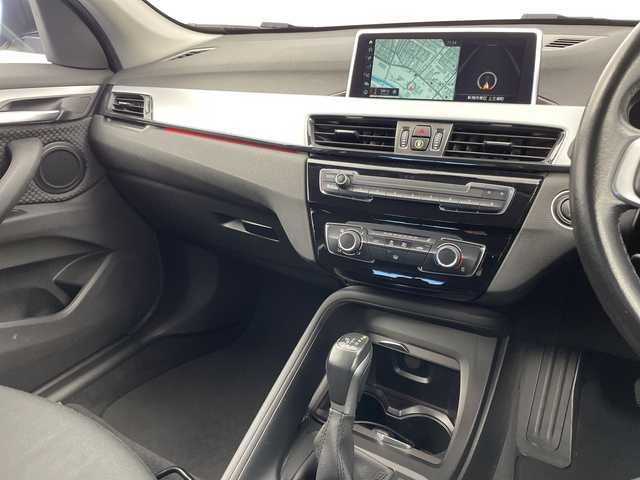 ＢＭＷ Ｘ１ xDrive 18d xライン 新潟県 2019(令1)年 6.7万km グレー 純正メモリナビ　/バックカメラ　/ターボ　/追従クルーズコントロール/レーンキープアシスト　/前後コーナーセンサー　/LEDオートライト　/４WD　/パーキングアシスト　/ダウンヒルアシストコントロール　/純正１８インチアルミホイール/MTモード付AT/スマートキー　