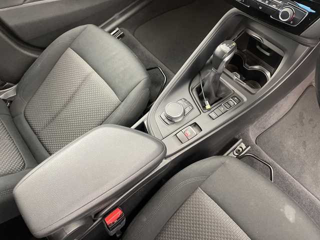 ＢＭＷ Ｘ１ xDrive 18d xライン 新潟県 2019(令1)年 6.7万km グレー 純正メモリナビ　/バックカメラ　/ターボ　/追従クルーズコントロール/レーンキープアシスト　/前後コーナーセンサー　/LEDオートライト　/４WD　/パーキングアシスト　/ダウンヒルアシストコントロール　/純正１８インチアルミホイール/MTモード付AT/スマートキー　