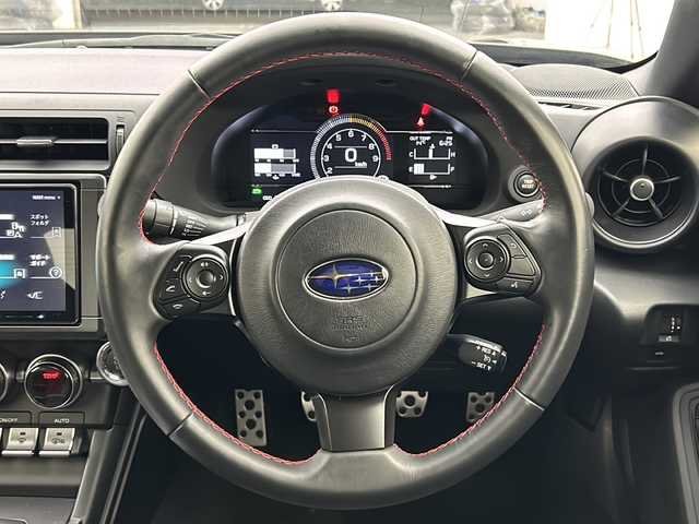 スバル ＢＲＺ R 宮城県 2023(令5)年 3.1万km マグネタイトグレーメタリック carrozzeriaナビ/・BT接続/フルセグTV/純正アルミホイール/・スタットレスタイヤ/純正AWセット車載/6速MT車/クルーズコントロール/純正ドライブレコーダー/LEDヘッドライト/革巻きステアリング/ステアリングリモコン/衝突被害軽減システム/スマートキー×2/プッシュスタート/禁煙車