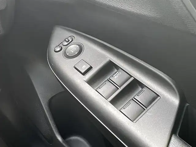 ホンダ フィット 13G Lパッケージ ファインED 千葉県 2017(平29)年 4.1万km クリスタルブラックパール ワンオーナー/メモリナビ/フルセグテレビ/バックカメラ/ウィンカーミラー/クルーズコントロール/プッシュスタート/ETC/ウインカーミラー/プラズマクラスター/ステアスイッチ/シティブレーキアクティブシステム/R2．R4．R6年記録簿あり/Bluetooth