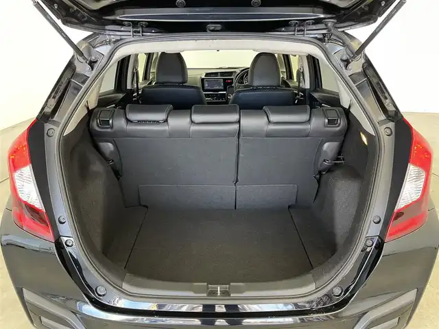 ホンダ フィット 13G Lパッケージ ファインED 埼玉県 2017(平29)年 4.2万km クリスタルブラックパール 純正ナビ　バックカメラ　ＥＴＣ　ドラレコ　シティブレーキアクティブ　クルーズコントロール　ステアリングスイッチ　社外アルミホイール　プッシュスタート　スマートキー　オートライト　ＬＥＤライト　地デジ