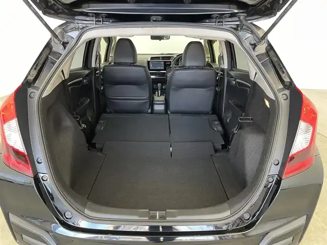 ホンダ フィット 13G Lパッケージ ファインED 埼玉県 2017(平29)年 4.2万km クリスタルブラックパール 純正ナビ　バックカメラ　ＥＴＣ　ドラレコ　シティブレーキアクティブ　クルーズコントロール　ステアリングスイッチ　社外アルミホイール　プッシュスタート　スマートキー　オートライト　ＬＥＤライト　地デジ