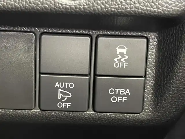 ホンダ フィット 13G Lパッケージ ファインED 埼玉県 2017(平29)年 4.2万km クリスタルブラックパール 純正ナビ　バックカメラ　ＥＴＣ　ドラレコ　シティブレーキアクティブ　クルーズコントロール　ステアリングスイッチ　社外アルミホイール　プッシュスタート　スマートキー　オートライト　ＬＥＤライト　地デジ