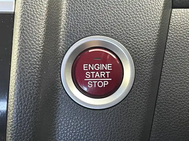 ホンダ フィット 13G Lパッケージ ファインED 埼玉県 2017(平29)年 4.2万km クリスタルブラックパール 純正ナビ　バックカメラ　ＥＴＣ　ドラレコ　シティブレーキアクティブ　クルーズコントロール　ステアリングスイッチ　社外アルミホイール　プッシュスタート　スマートキー　オートライト　ＬＥＤライト　地デジ