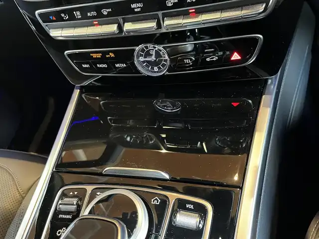 メルセデス・ベンツ ゲレンデヴァーゲン Ｇ４００ｄ AMGライン 宮城県 2023(令5)年 1.1万km パール ワンオーナー/G-manufakturプログラム/ラグジュアリーパッケージ/AMGライン/アダプティブダンピングシステム/レーダーセーフティパッケージ/Burmesterサラウンドサウンドシステム/純正ナビゲーションシステム/フルセグTV/360°カメラシステム/ナッパレザーシート/シートベンチレーション/シートヒーター/メモリ機能付きパワーシート/マルチビームLEDヘッドライト/オートマチックハイビーム/純正20インチAW/ドライブレコーダー/ETC2.0車載器