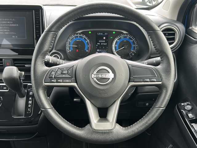 日産 デイズ ハイウェイスターX 佐賀県 2024(令6)年 1.5万km オーシャンブルーP 純正9インチディスプレイオーディオ/アラウンドビューモニター/エマージェンシーブレーキ/LDW/オートハイビーム/コーナーセンサー/ステアリングリモコン/アイドリングストップ/プッシュスタート/スマートキー/LEDヘッドライト/フォグライト/純正アルミホイール
