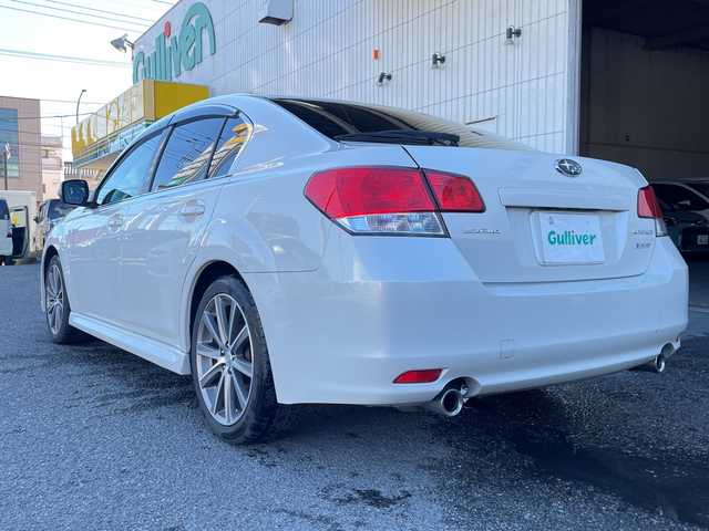 スバル レガシィ Ｂ４ 2．0GT DIT アイサイト 神奈川県 2013(平25)年 11.9万km サテンホワイトパール ワンオーナー/純正ナビ（BT/CD/DVD）/フルセグテレビ/レーダークルーズコントロール/ドライブレコーダー/ETC/横滑り防止機能/アイサイト/ハーフレザーシート/運転席パワーシート/純正フロアマット/保証書/取扱説明書