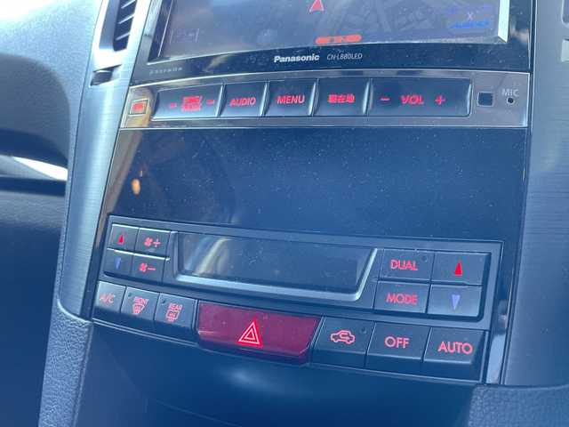 スバル レガシィ Ｂ４ 2．0GT DIT アイサイト 神奈川県 2013(平25)年 11.9万km サテンホワイトパール ワンオーナー/純正ナビ（BT/CD/DVD）/フルセグテレビ/レーダークルーズコントロール/ドライブレコーダー/ETC/横滑り防止機能/アイサイト/ハーフレザーシート/運転席パワーシート/純正フロアマット/保証書/取扱説明書