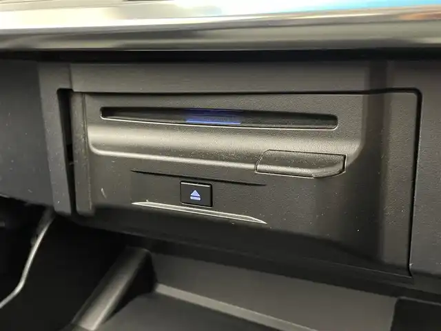 トヨタ アルファード S Cパッケージ 愛知県 2020(令2)年 7.3万km ホワイトパールクリスタルシャイン メーカーナビ　リアエンターテイメント　ＪＢＬ　全方位カメラ　デジタルインナーミラー　ＢＳＭ　パーキングアシスト　両側パワスラ　黒革　シートヒーター　衝突軽減　追従クルコン　前後ドラレコ　禁煙車　三眼LEDオートライト　ETC２．０　シートベンチレーション　オットマン