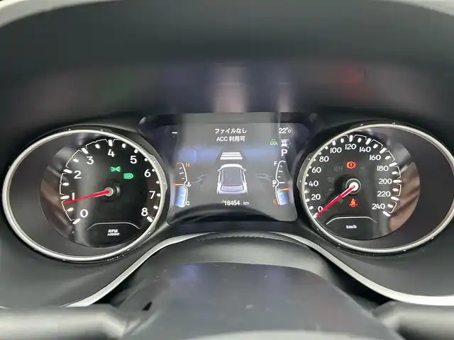 クライスラー・ジープ ジープ コンパス リミテッド 東京都 2021(令3)年 1.9万km 黒 ワンオーナー/純正メモリナビ/　フルセグTV/Bluetooth/AM・FM/AUX/バックカメラ/アクティブパークセンス/アイドリングストップ/ドライブレコーダー/ブラインドスポットモニター/車線逸脱警報/自動パーキングブレーキ/アダプティブクルーズコントロール/パワーシート/シートヒーター/ステアリングスイッチ/プッシュスタート/パワーバックドア/ドアバイザー/ルーフレール/純正フロアマット/純正18インチアルミホイール/スマートキー×２/保証書/点検記憶簿/取扱説明書/スペアキー
