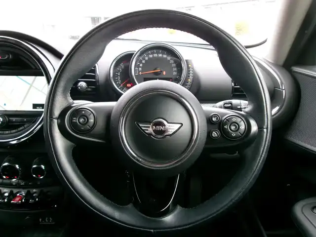 ＭＩＮＩ ミニ クラブマン クーパーS 三重県 2016(平28)年 7.5万km 茶Ⅱ ♪ターボ/♪黒ルーフ/スマートキー/黒革調シートカバー/純正メーカーナビ/・AUX・USB/・Bluetoothオーディオ/・ミュージックコレクション/・バックカメラ/純正17インチAW/LEDヘッドライト/LEDフォグライト/リアフォグライト/オートライト/オートワイパー/革巻ステアリング/ステアリングスイッチ/クルーズコントロール/スモークフィルム/電格ミラー/フロアマット/ETC/サイド/カーテンエアバック