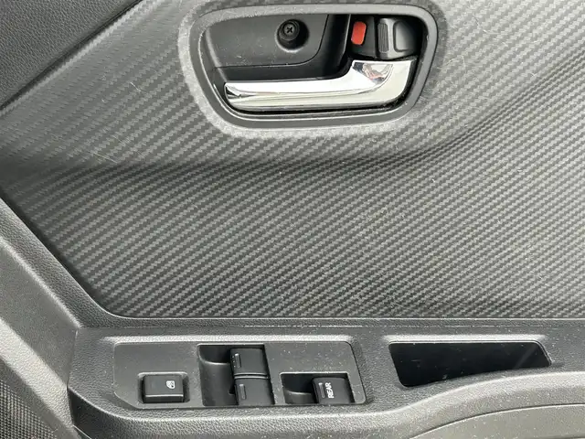 ホンダ Ｓ６６０ α 熊本県 2015(平27)年 6.1万km 白 ドライブレコーダー　/ＥＴＣ　/クルーズコントロール　/パドルシフト　/オートライト　/ＬＥＤヘッドライト　/ハーフレザーシート　/オートエアコン　/純正１６インチＡＷ　/スマートキー　/プッシュスタート