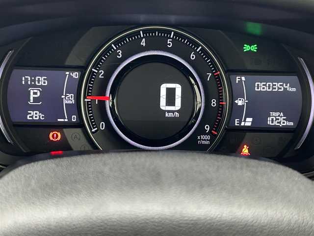 ホンダ Ｓ６６０ α 熊本県 2015(平27)年 6.1万km 白 ドライブレコーダー　/ＥＴＣ　/クルーズコントロール　/パドルシフト　/オートライト　/ＬＥＤヘッドライト　/ハーフレザーシート　/オートエアコン　/純正１６インチＡＷ　/スマートキー　/プッシュスタート