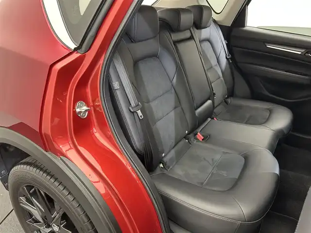 マツダ ＣＸ－５ XD ブラックトーンエディション 愛媛県 2022(令4)年 1.8万km ソウルレッドクリスタルM 10インチ純正ナビ　アラウンドビューモニター　ステアリングヒーター　ヘッドアップディスプレイ　BSM　シートヒーター　ハーフレザー　純正アルミ　D席パワーシート　APPLE Car Play　Bluetooth ETC　LEDヘッドライト　クルーズコントロール（追従有）　フルセグTV　オートライト　オートマチックハイビーム　純正フロアマット　