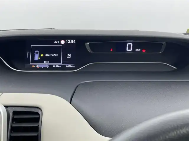 日産 セレナ ハイウェイスター V 埼玉県 2019(令1)年 6.7万km ダイヤモンドブラック 純正ナビ　/　(AM/FM/Bluetooth/フルセグ)/両側パワースライドドア　/プロパイロット　/エマージェンシーブレーキ　/クロストラフィックアラート　/車線逸脱警報/車線逸脱防止支援/後側方車両検知警報　/後側方衝突防止支援　/速度標識表示　/道路標識表示　/アラウンドビューモニター/純正アルミホイール１６インチ/コーナーセンサー/ＬＥＤヘッドライト