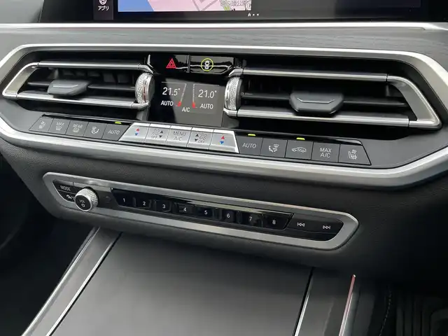 ＢＭＷ Ｘ７ xDrive35d Mスポーツ 東京都 2021(令3)年 5万km サファイアブラックP iDriveナビ/12セグ/イノベーションパッケージ/HUD/ディスプレイキー/ジェスチャーコントロール/360°カメラ/メリノブラックレザーシート/ACC/LEDオートハイビーム /ウェルネスパッケージ/スカイラウンジパノラマサンルーフ/純正21inchAW/インテリジェントセーフティパッケージ/ACC/LCW/ステアアシスト/エアサス/HDC/パドルシフト/アルカンターラルーフライニング/Harman Kardonプレミアムサウンド/ソフトクローズドドア/クリスタルシフトノブ/ワイヤレスチャージ/ブルーキャリパー